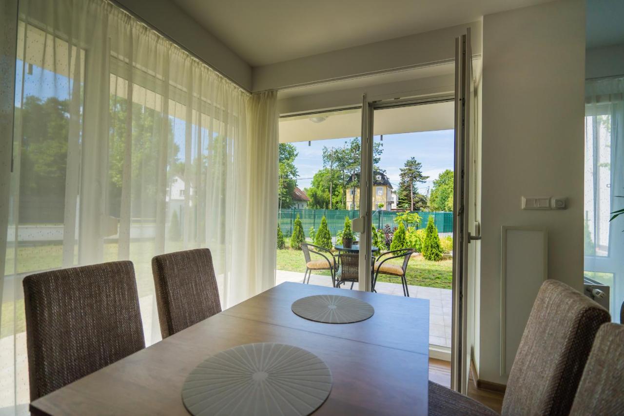 Gemini Apartments Siofok I., Iii. ภายนอก รูปภาพ